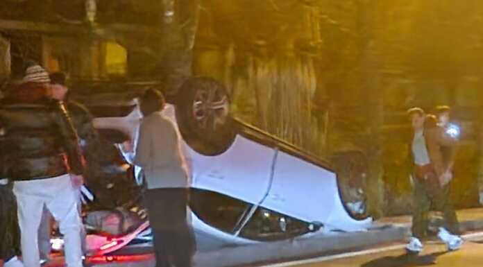 Ballabio. Auto si ribalta lungo la SP62, due persone soccorse Ribaltamento Ballabio sp62