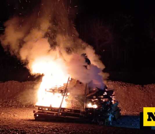 Il Gineè torna a illuminare Mandello: rito di fine inverno e festa per la comunità Ginee Mandello