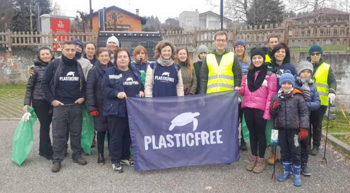 Volontari al lavoro per rendere Merate più bella e pulita