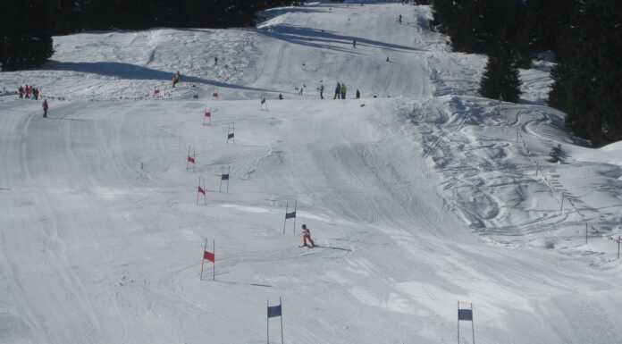 Ponte di Legno, Super G Allievi e Ragazzi: dominano i lecchesi Sci SuperG