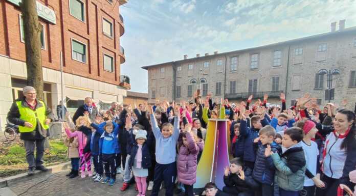 Merate: la fiamma olimpica Milano – Cortina 2026 ha fatto tappa in città