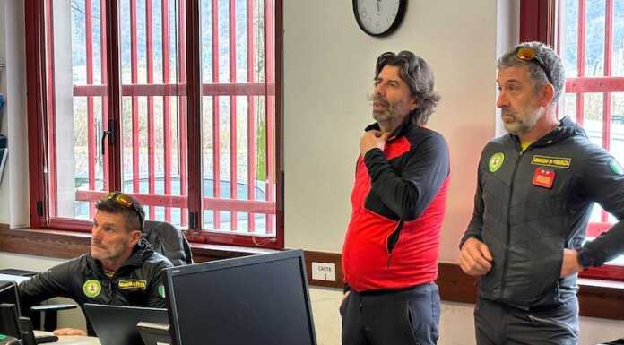 Dispersi in Grignetta. Una foto ritrae Cristian e Paolo in cima, l’incidente in discesa