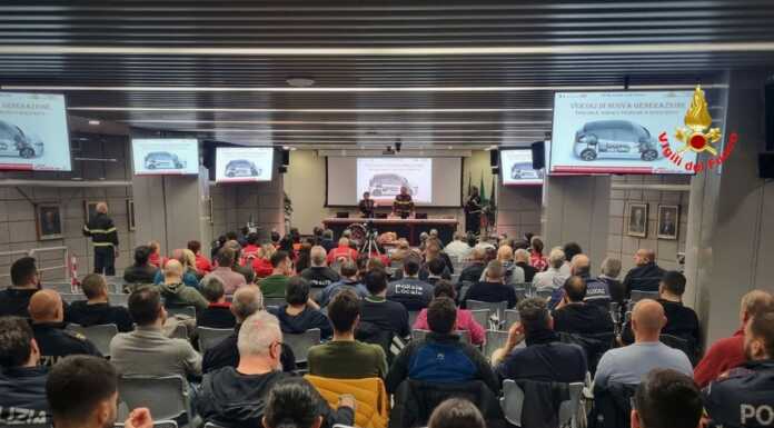 Veicoli a energia sostenibile: i Vigili del Fuoco illustrano i nuovi rischi per i soccorritori