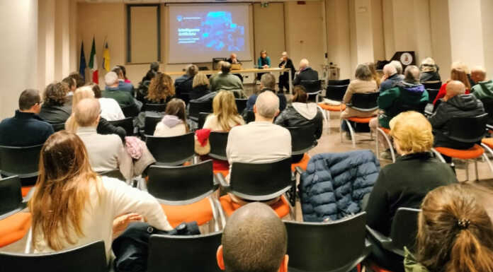 Grande partecipazione a Bosisio Parini per la serata sull’intelligenza artificiale