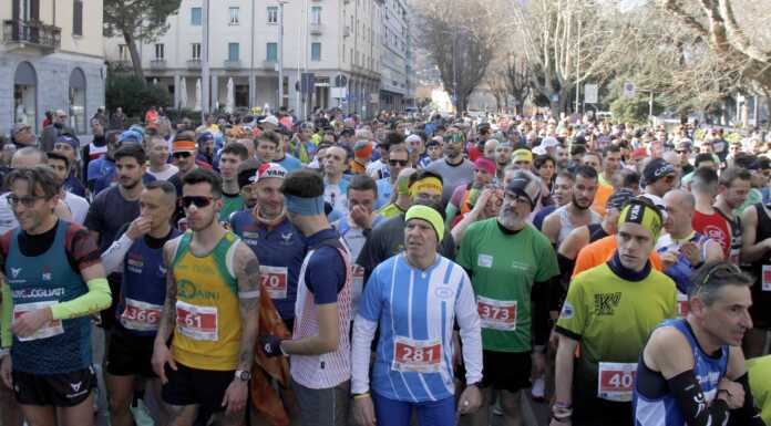 Maratonina di Lecco 2025, vincono Luca Cantoni e al femminile Alice Testini Maratonina di Lecco 2025