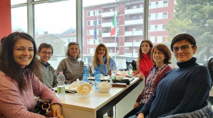 Il Liceo Manzoni apre le porte alla Grecia: studenti di Creta in visita Studenti Liceo Manzoni e studenti di Creta