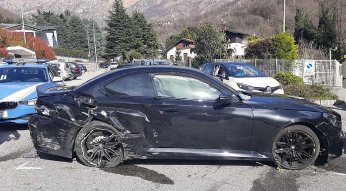 Incidente a Pomedo: auto fuori controllo va a sbattere contro un muro