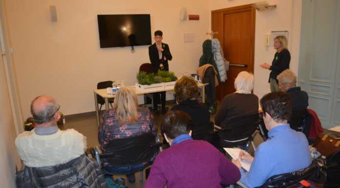 Ultimo incontro del ciclo 50&Più: protagonista lo smartphone incontri 50&più