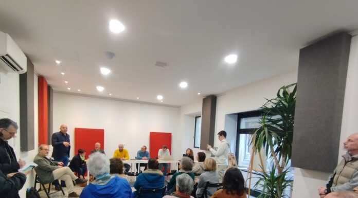 Treni. I pendolari ribadiscono il “no” alla soppressione delle fermate di Osnago e Airuno