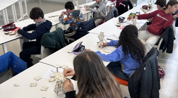 Al Politecnico si è svolto il laboratorio “Leonardo da Vinci e i Robot”