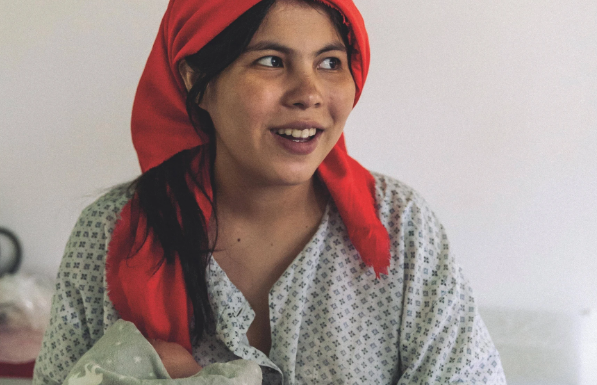 Alla Torre Viscontea la mostra di Emergency sulla maternità nella valle del Panjshir