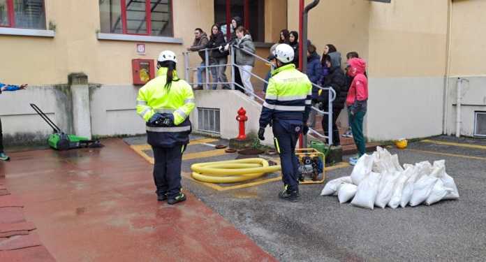 Protezione civile, 100 partecipanti al corso per aspiranti volontari