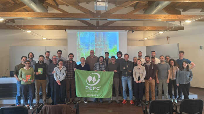 Corso certificazione PEFC - Comunità Montana Valsassina Corso certificazione PEFC - Comunità Montana Valsassina