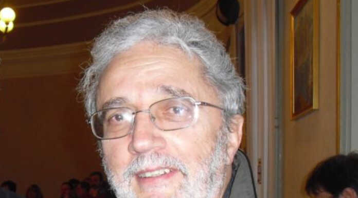 “Ciao Mario assieme alla tua competenza e alla tua militanza ci mancherà la tua ironia”