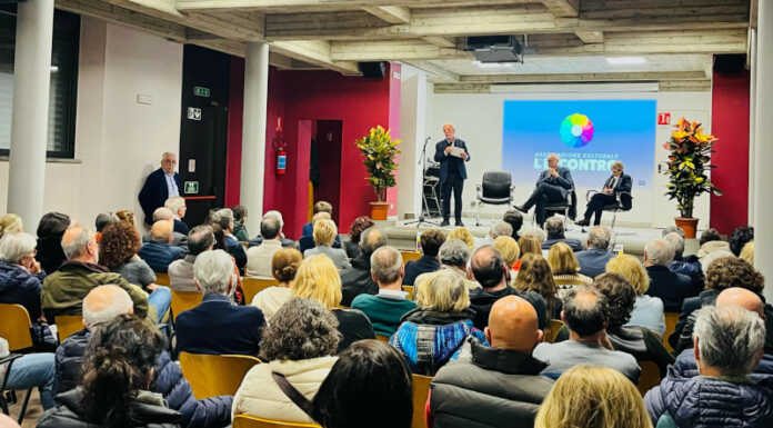 Merate, in tanti alla serata con Mauro promossa da L’incontro