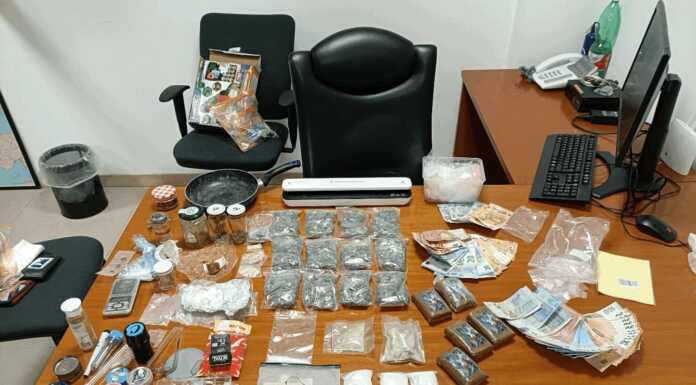 Droga via social: 8 minori coinvolti, perquisizioni anche nel lecchese