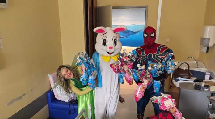 Ospedale. Musica e sorrisi per i piccoli pazienti della Pediatria