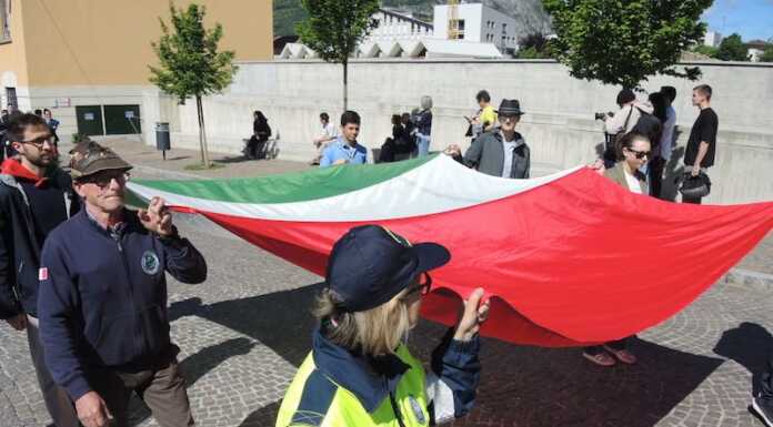 25 aprile, le immagini delle celebrazioni in città
