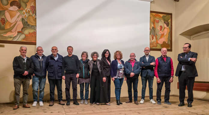 Sala gremita per la 38° edizione di “Immagini”, la manifestazione del Fotoclub Valmadrera