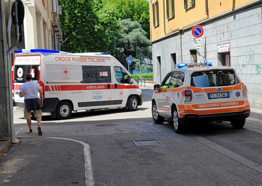 ambulanza e automedica lecco