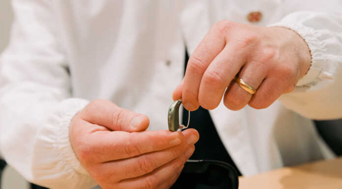 Vivere con l’ipoacusia: l’impatto pratico dell’ipoacusia sulla qualità della vita