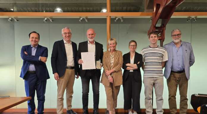 Valmadrera, la Giunta premia Raffaele Cantù, Maestro del Lavoro