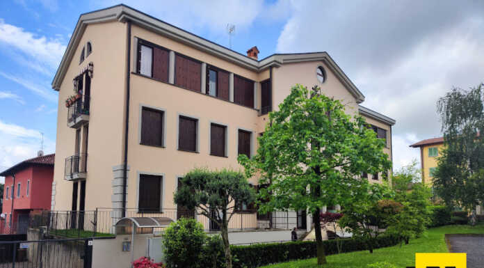 Merate, inaugurazione alloggi: “Esclusi dalla cerimonia anche se il progetto è nato con noi”