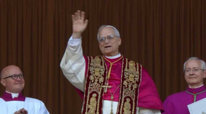 Eletto il nuovo Papa, è l’americano Robert Francis Prevost