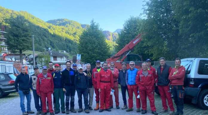 Giornata del verde a Pasturo. Volontari al lavoro per la pulizia e la manutenzione dei sentieri