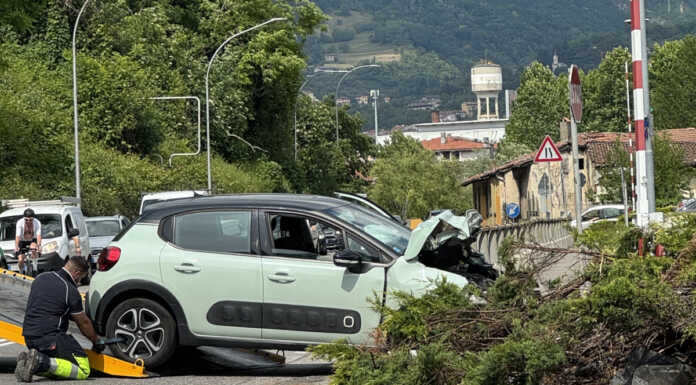 Incidente in via Roma a Pescate: 48enne finisce in ospedale Pescate Incidente