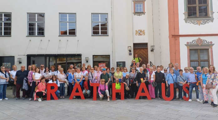 Valmadrera, 60 partecipanti di UNI3 in visita ai gemelli di Weissenhorn
