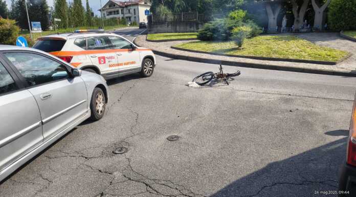 Incidente a Bulciago, ciclista 65enne investito da un’auto