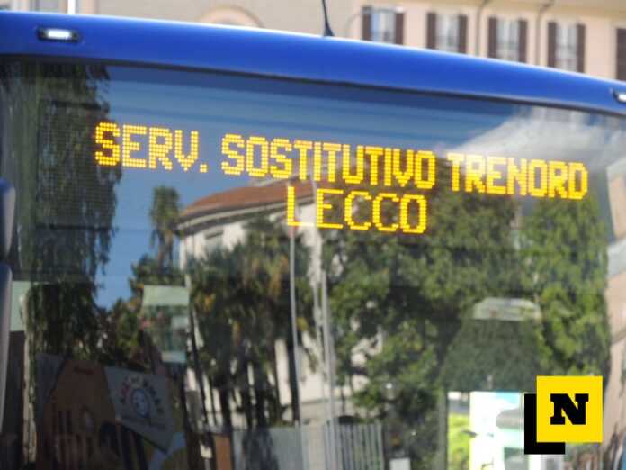 bus sostitutivi-treni-stazione-lecco-2025-turisti-12