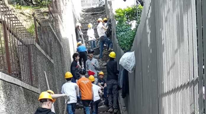 Una nuova scalinata in via ai Poggi, grazie agli studenti della Fondazione Clerici