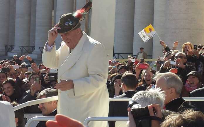 papa-cappello-alpino