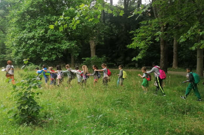 5 giugno studenti alla scoperta del labirinto di biodiversità 2 (1)