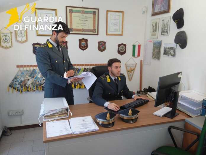 Finanza Cernusco Lombardone Lecco Fatture False (2)