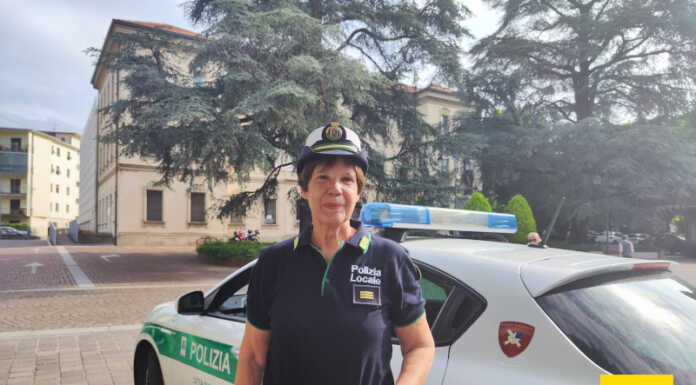 Merate, la ‘vigilessa’ Giovanna va in pensione: è stata la prima donna in divisa in città Merate Giovanna Magnani