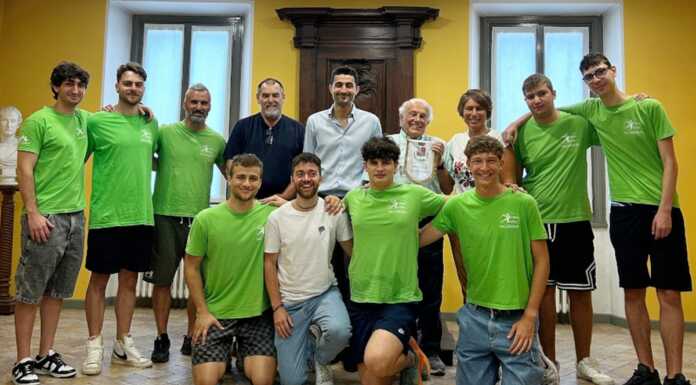 Il comune di Bosisio Parini incontra la società di pallanuoto Viribus Unitis