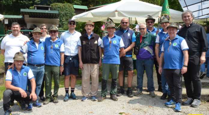 Festa annuale degli Alpini di Acquate con la consegna del Premio Solidarietà