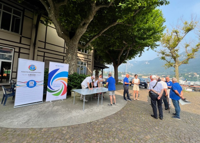 L’arrivo dei panathleti in Canottieri Lecco