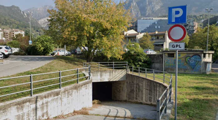 Lecco. Via Mattei, partiti i lavori al parcheggio interrato dopo l’incendio parcheggio interrato via mattei cimitero castello