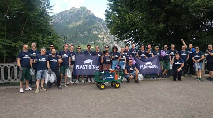 Lecco, con Plastic Free ripulito il lungolago, raccolti 25 kg di rifiuti