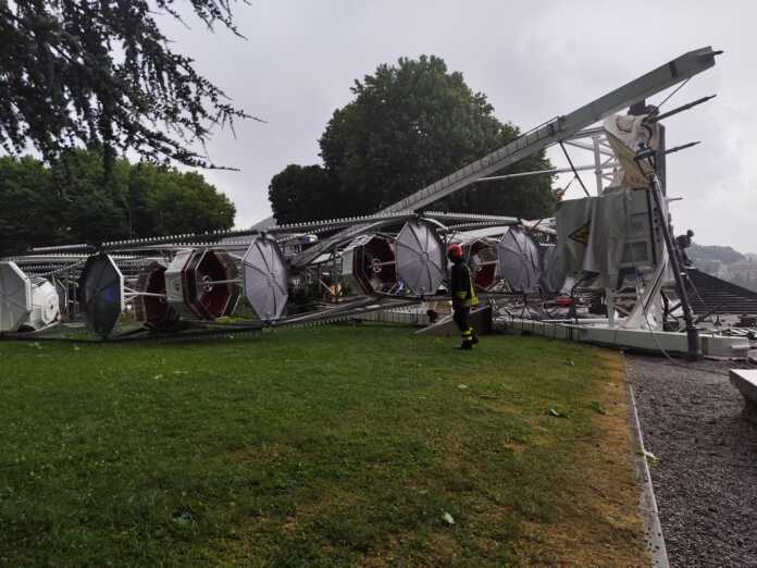 Ruota Panoramica caduta a Lecco