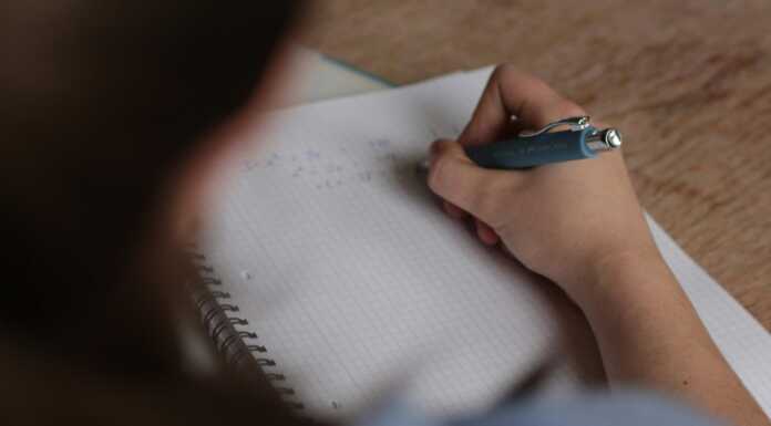 Scuola, il 4 novembre sciopero del personale. Possibili disagi scuola maturità