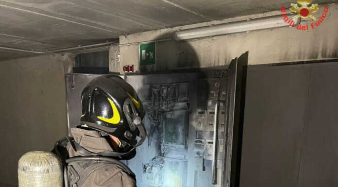 Dervio. Fiamme in un condominio, intervento dei Vigili del Fuoco