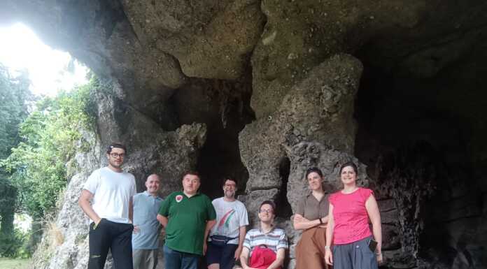 Villa Ponchielli, volontari all’opera per la pulizia straordinaria della dimora dell’800 e del parco