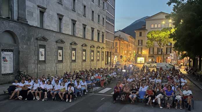 “Ma che film la vita!”. Successo per il film “La vita da grandi” di Greta Scarano