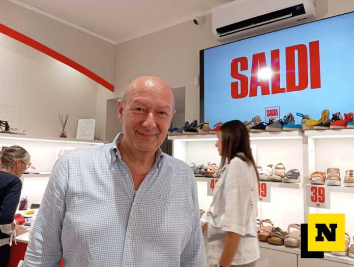 2lecco-shopping-di-sera-confcommercio-lecco-saldi-20250711 Shopping di sera Confcommercio Lecco saldi