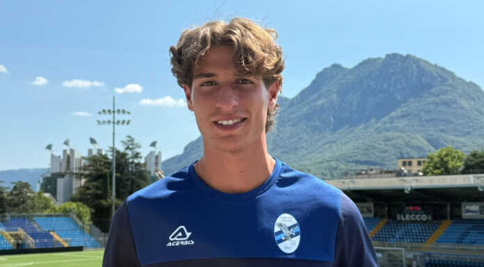 Calcio Lecco. Lorenzo Romani rinvigorisce la difesa bluceleste Lorenzo Romani, Calcio Lecco 1912